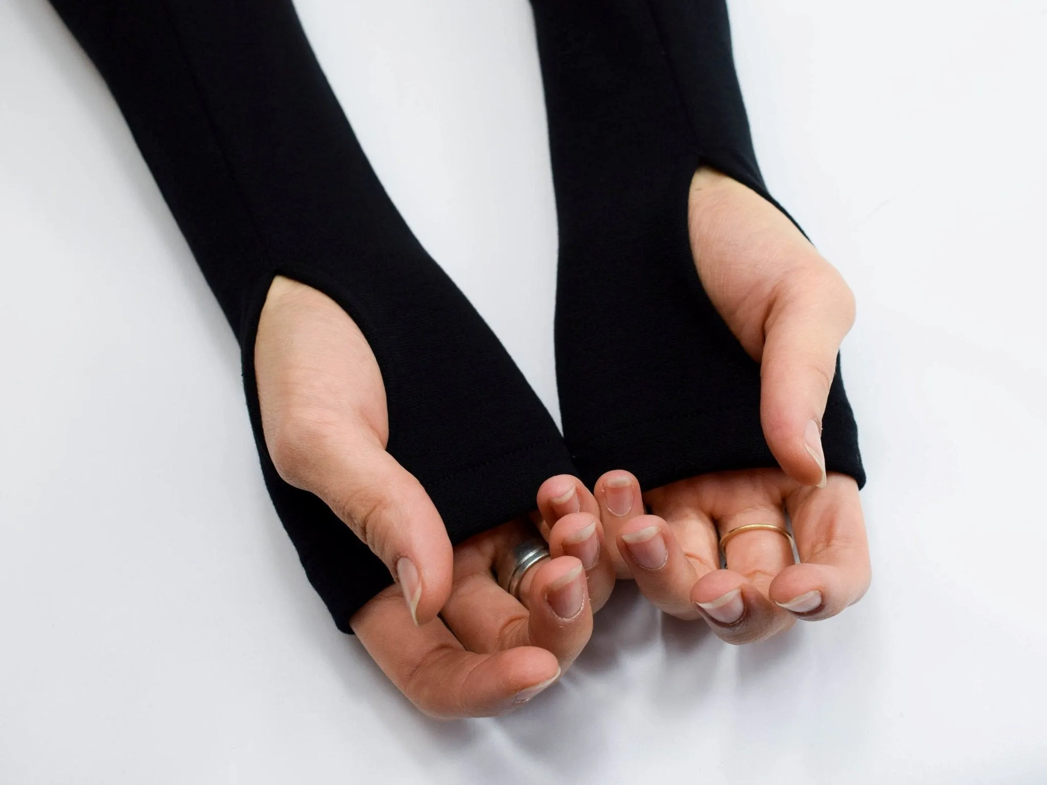 ARW Black arm warmers