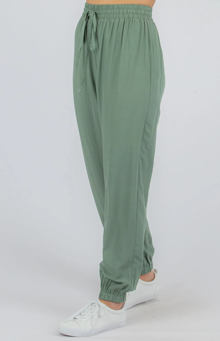 Lightweight Pants With Elastic Cuff Detail