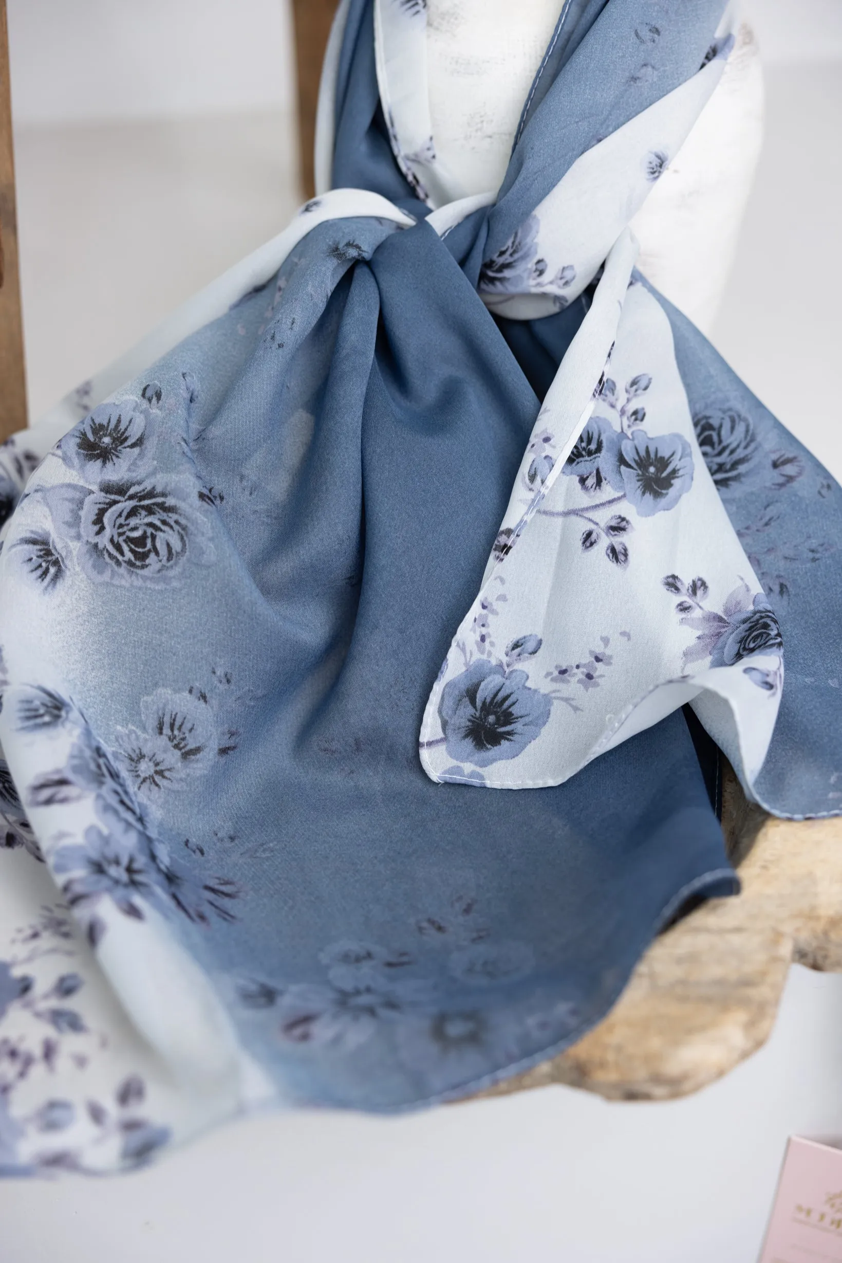 Lotus Printed Shawl